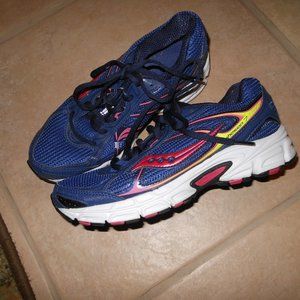 Saucony Women's Athletic Shoes Size 7